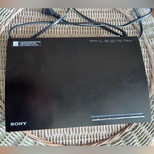 SONY Blu-Ray/DVD Player